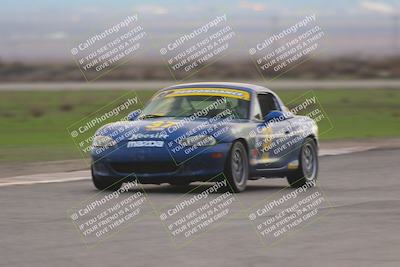 media/Jan-14-2023-CalClub SCCA (Sat) [[d2757389b8]]/Group 7/Race (Sunset)/